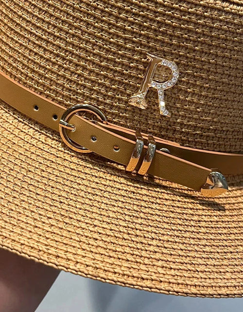 Load image into Gallery viewer, Summer Sun Hat Flat Top Straw Hats for Women New Metal R Letter Fashionable Beach Sun Hat Females Travel Holidays Boater Hat
